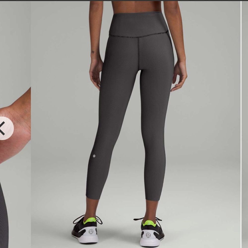 Lululemon Base Pace High-Rise Tight 25" *Two-Tone Ribbed
Black / Gull Grey